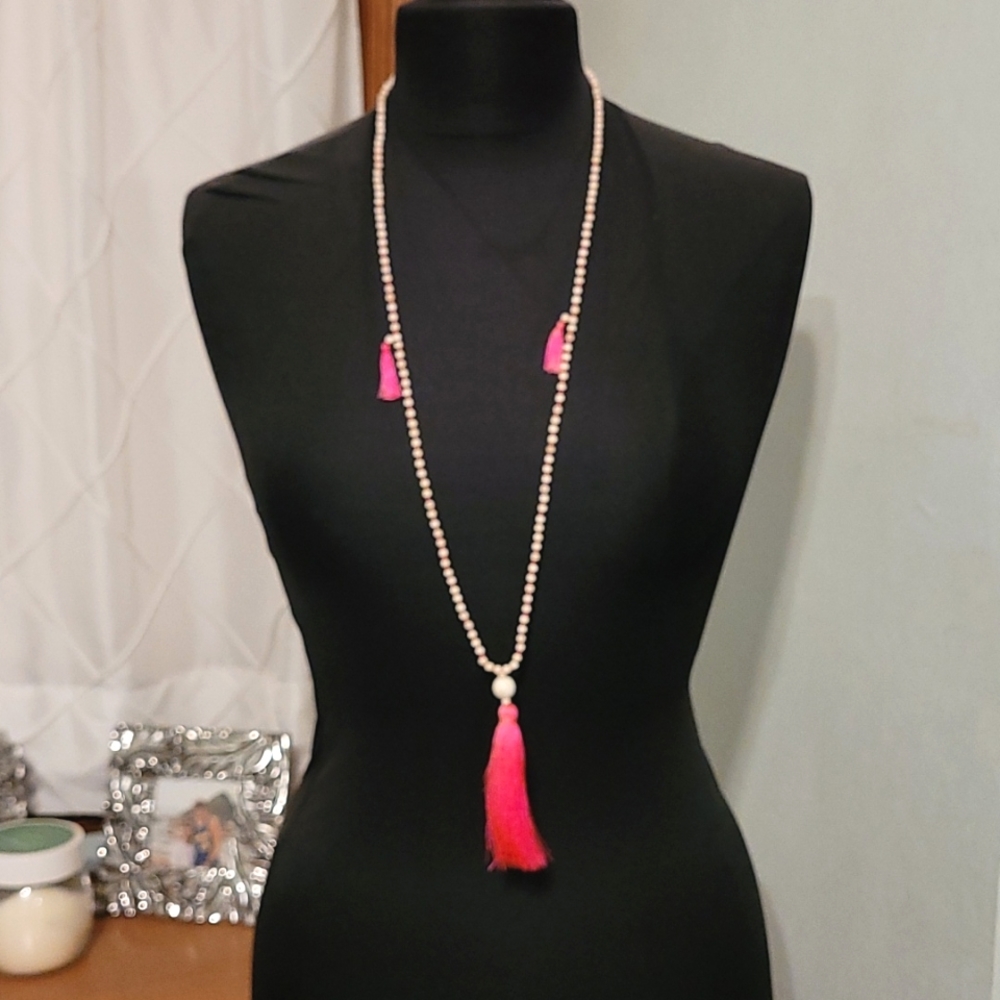 NWT Tassel fringe beaded necklace